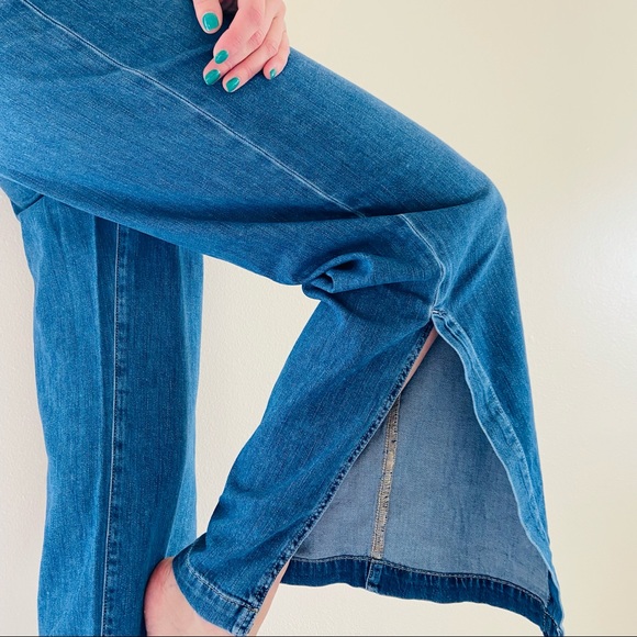 BANANA REPUBLIC High Rise Wide Leg Split Hem Jeans - Picture 7 of 11
